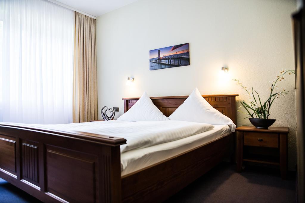Hotel Ostfriesen Hof Leer Extérieur photo